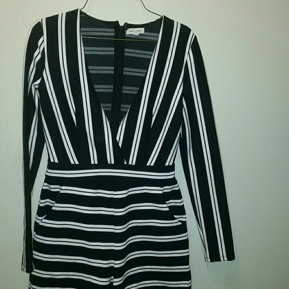 Striped romper - Picture 2 of 8